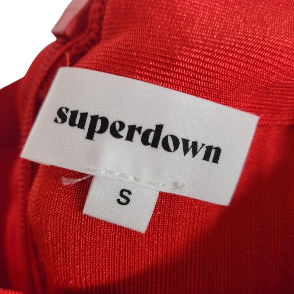 SUPERDOWN‎ Akeela Skirt Womens Small Red Ribbed Knit Midi Pencil Slit Zip